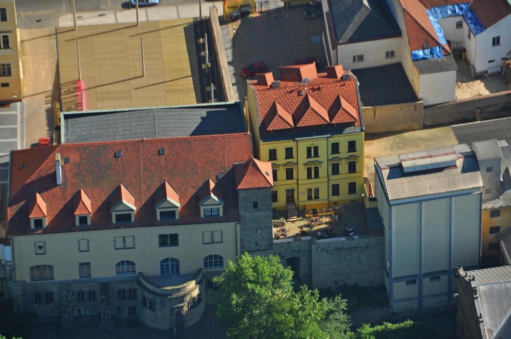 Hotel U Radnice Лоуни Екстер'єр фото